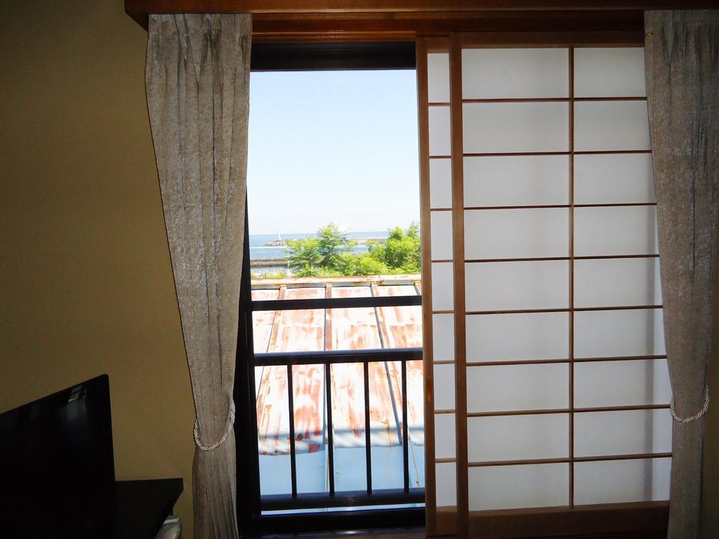 Minshuku Shigemura Hotell Atami  Exteriör bild